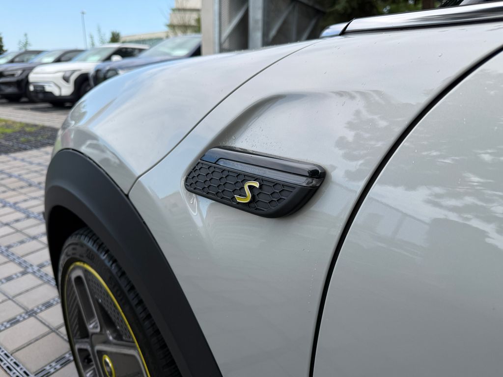 mini-cooper-se-135-kw-hud-tepelne-cerpadlo - 5