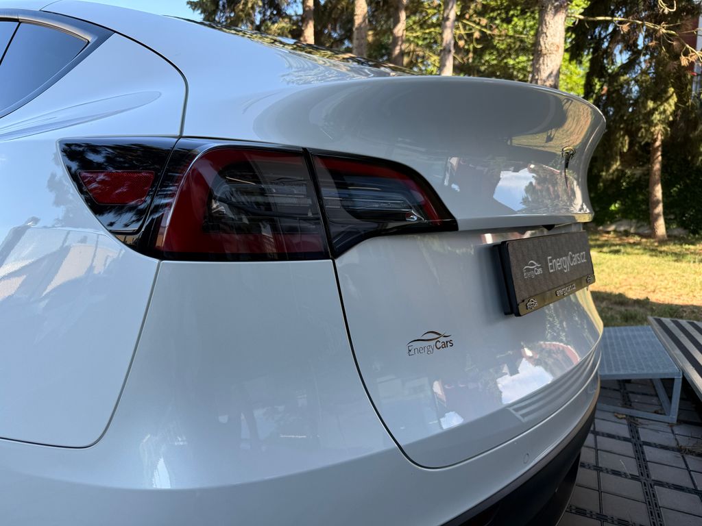 tesla-model-y-long-range-awd - 7