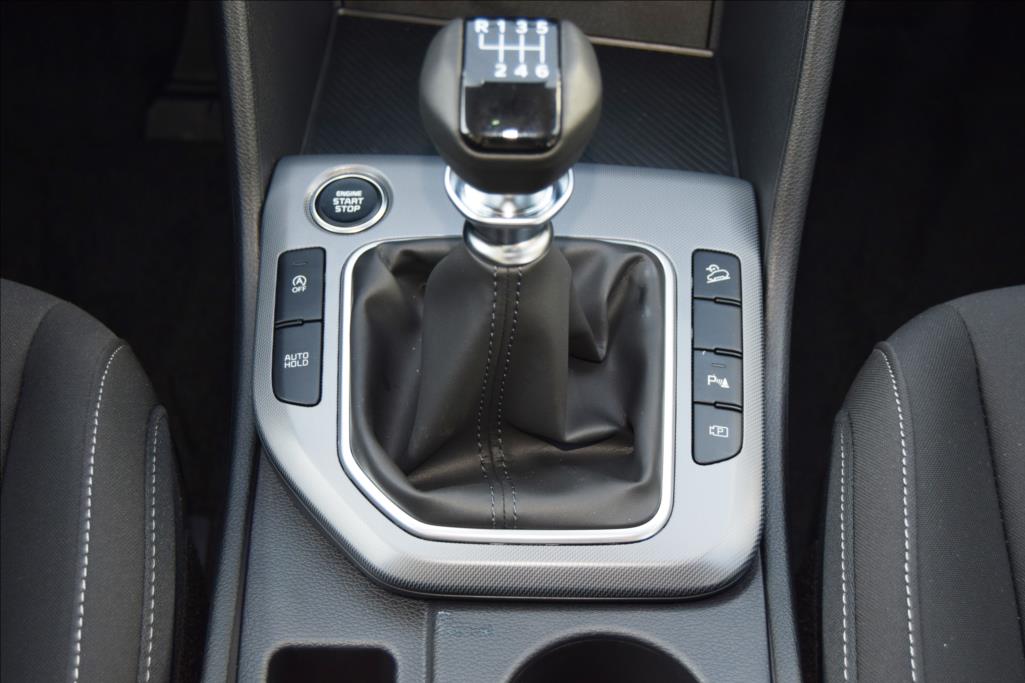 kia-sportage-1-6-tgdi-4x2-6mt-exclusive - 6