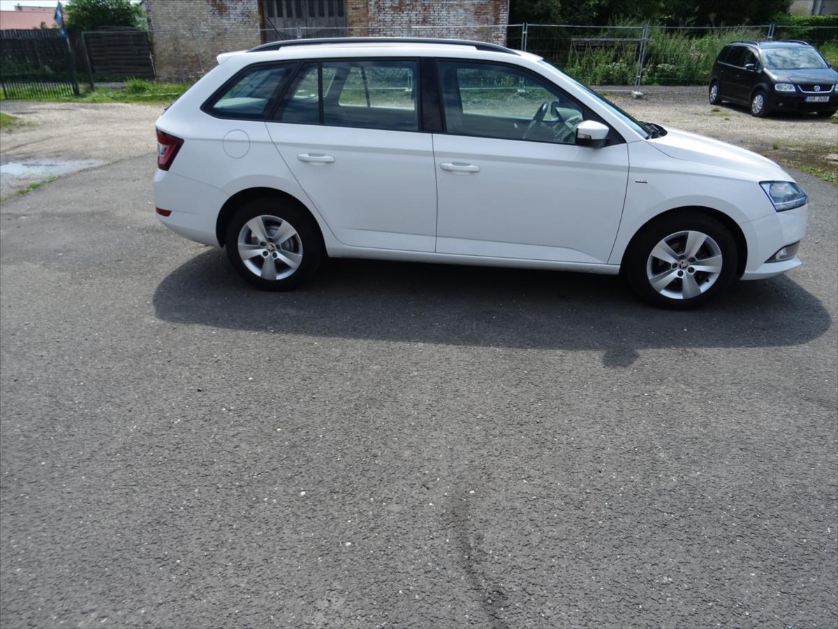skoda-fabia-1-0-tsi-70-kw-clever - 2