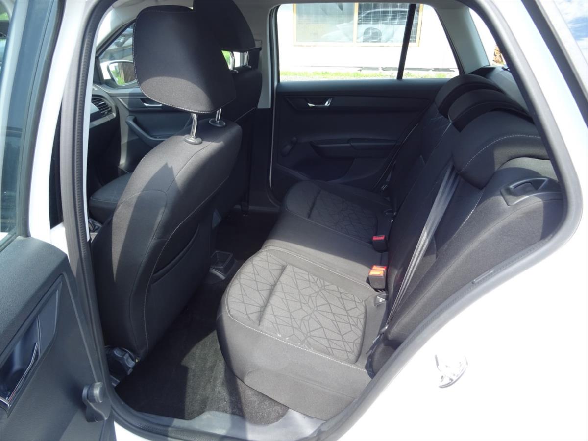 skoda-fabia-1-0-tsi-70-kw-clever - 9