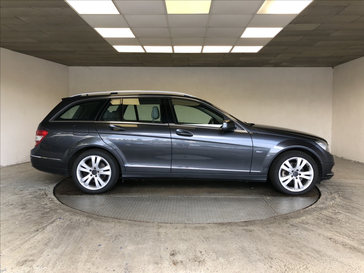 mercedes-benz-tridy-c-2-1-220-cdi-cdi - 7