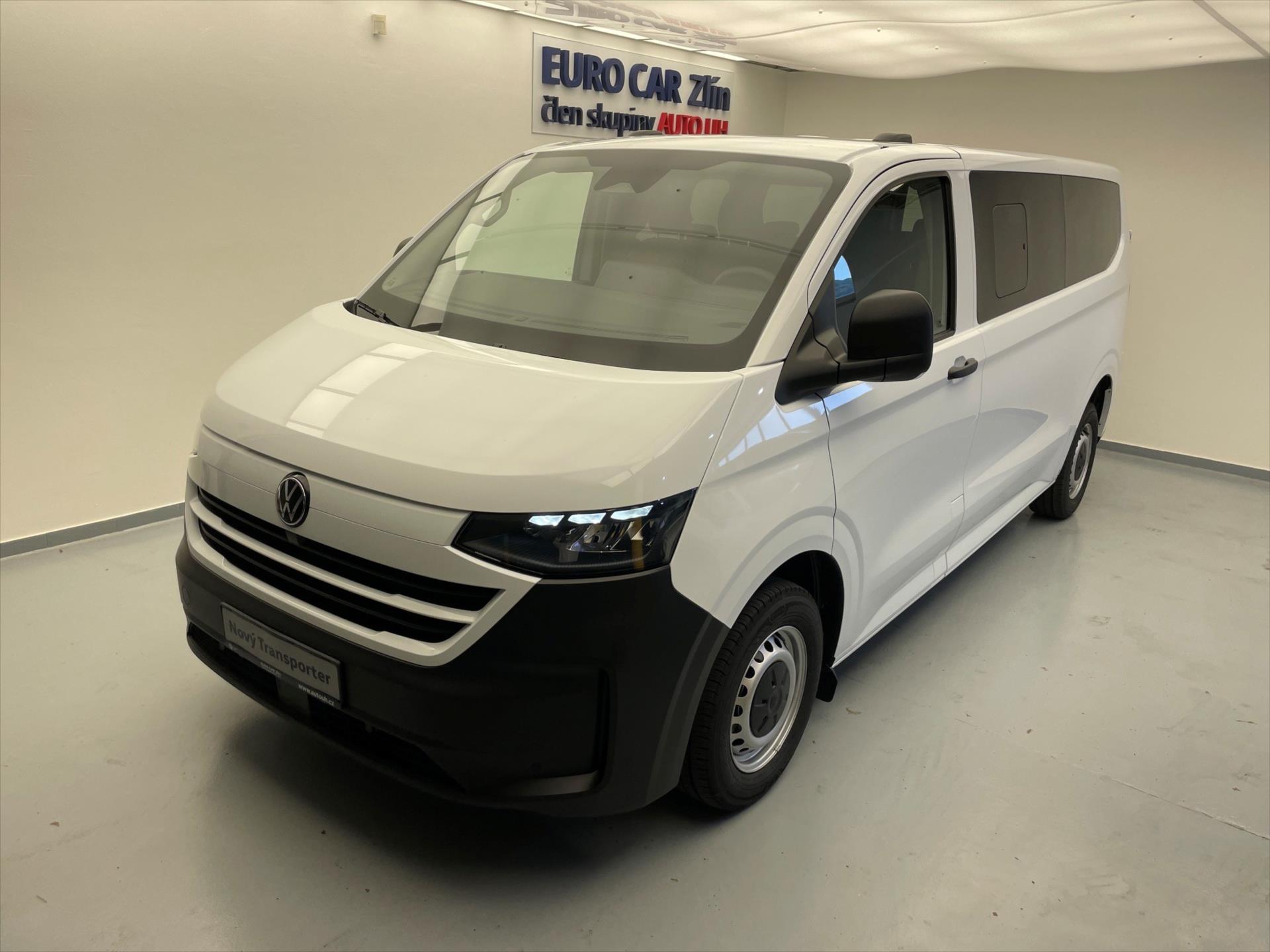 Volkswagen Transporter Nový T7 Kombi TDI 8AUT DR