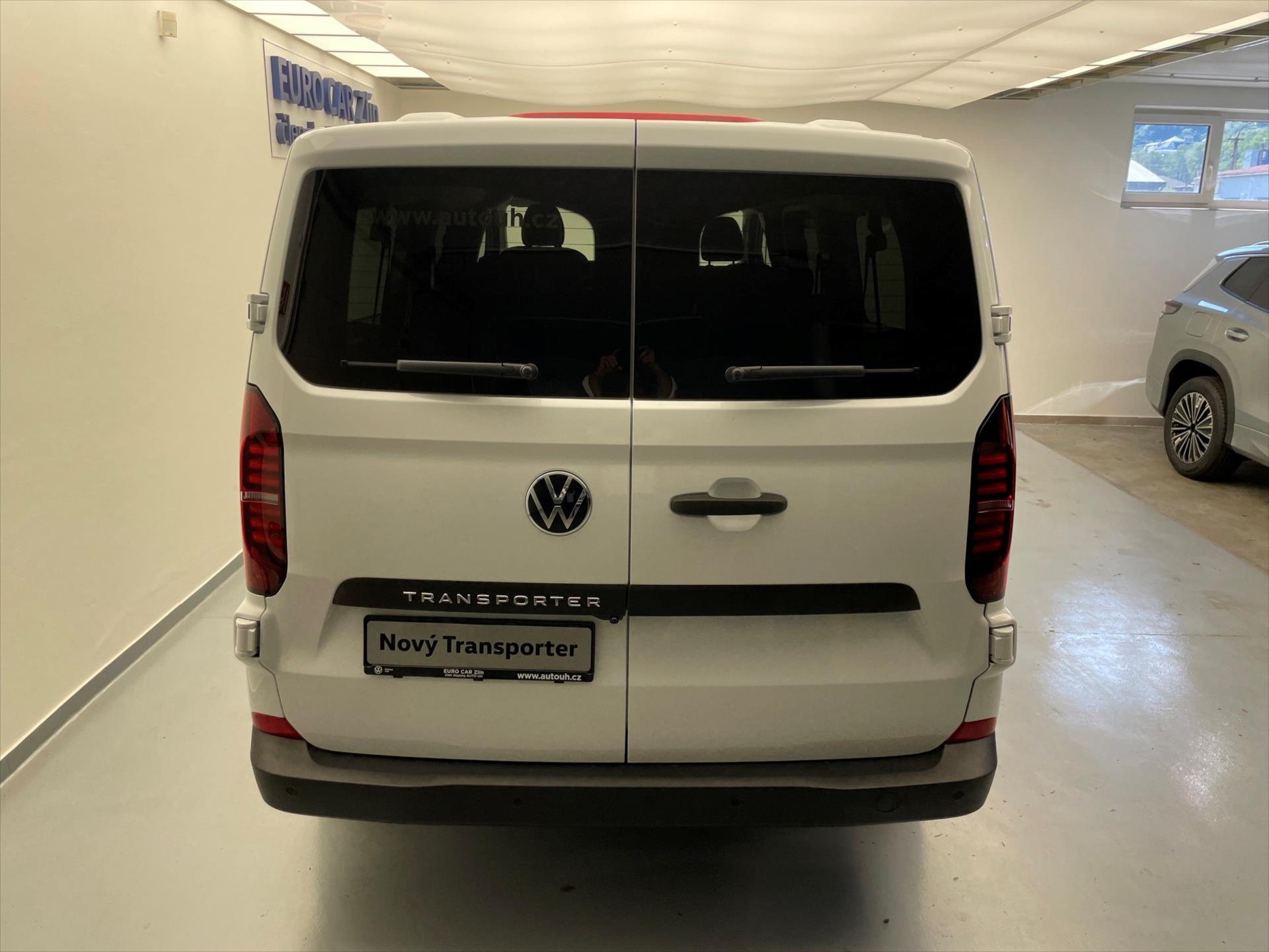 volkswagen-transporter-novy-t7-kombi-tdi-8aut-dr - 5