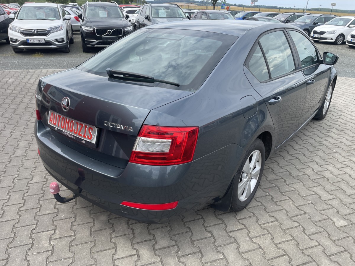skoda-octavia-1-2-tsi-77-kw-cr-klima-ok-tz-nova-stk-iii - 9