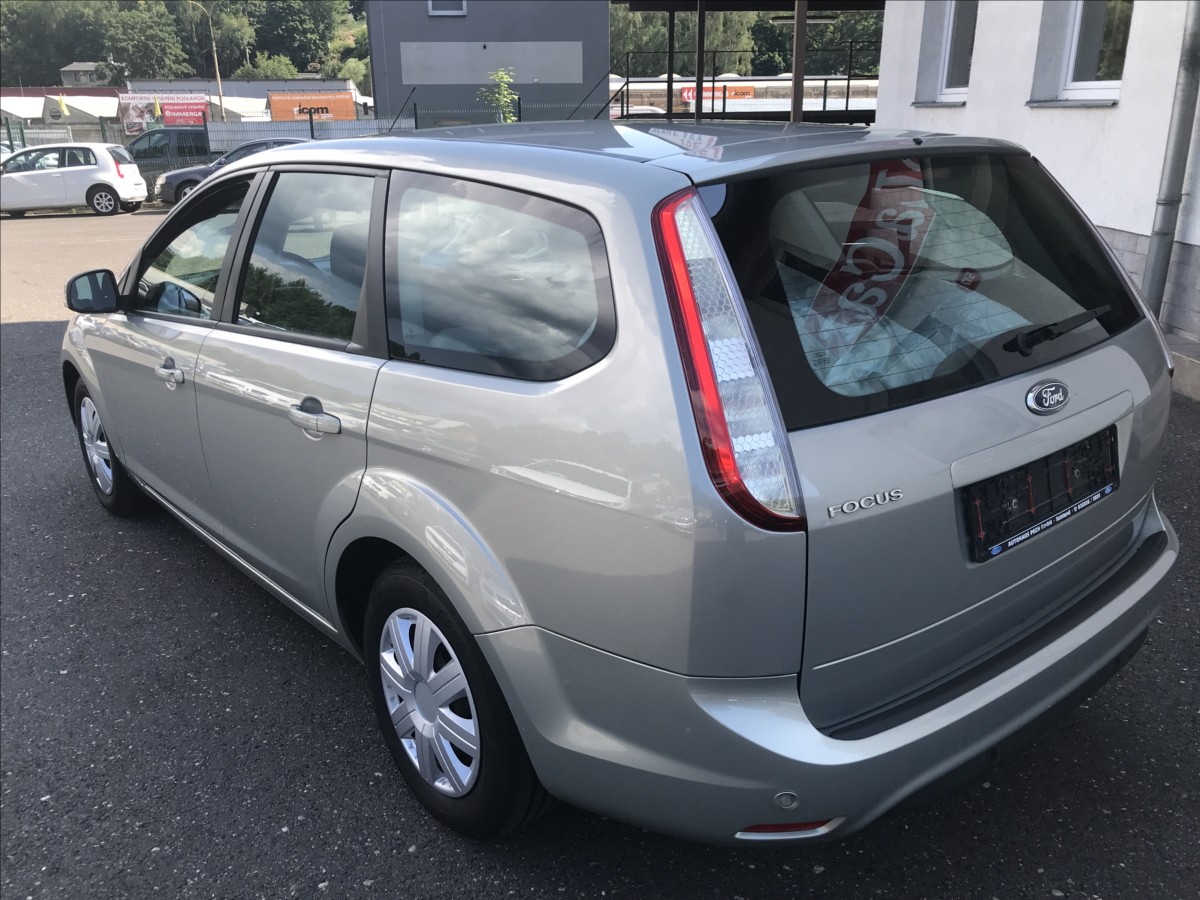 ford-focus-1-8-i-combi - 5