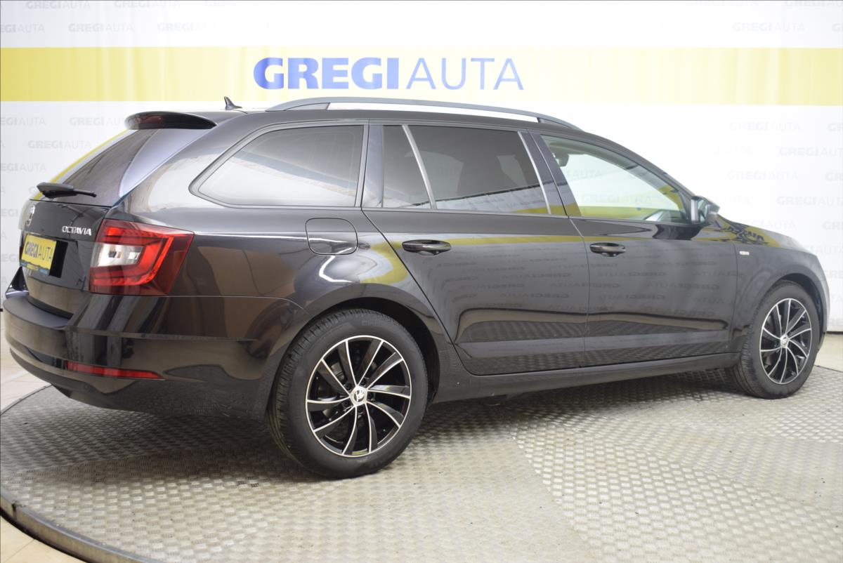 skoda-octavia-2-0-tdi-dsg-soleil - 5