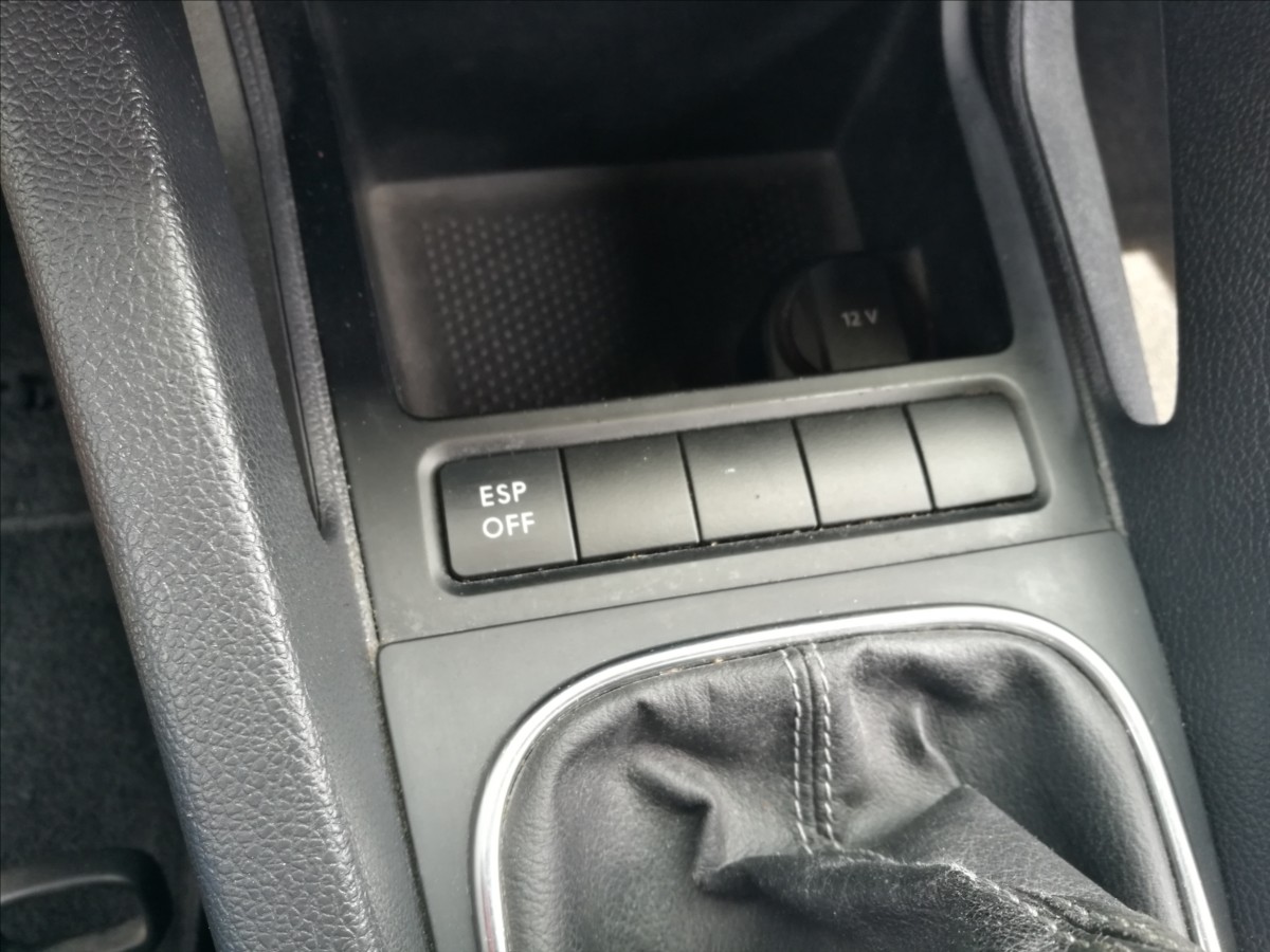 volkswagen-scirocco-1-4-tsi-aut-klima - 7