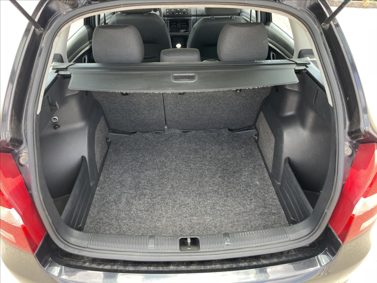 skoda-fabia-1-4-i-63kw-klima-esp-tempomat-po-stk - 8