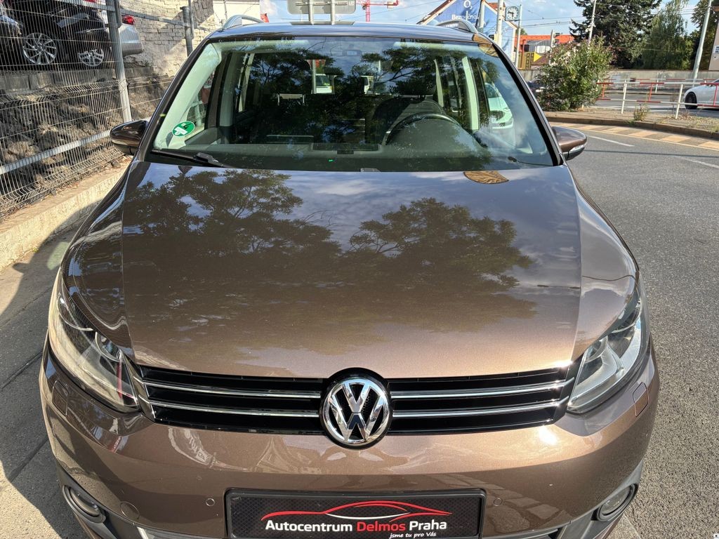 volkswagen-touran-1-4tsi-103kw-dsg-7mist-zaruka - 9
