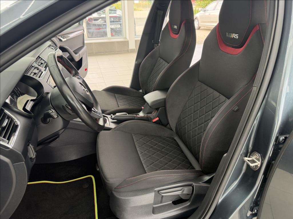 skoda-octavia-2-0-tsi-vrs-dsg-sportsound - 8