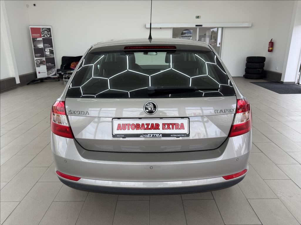 skoda-rapid-1-2-tsi-navi-climatronic - 3