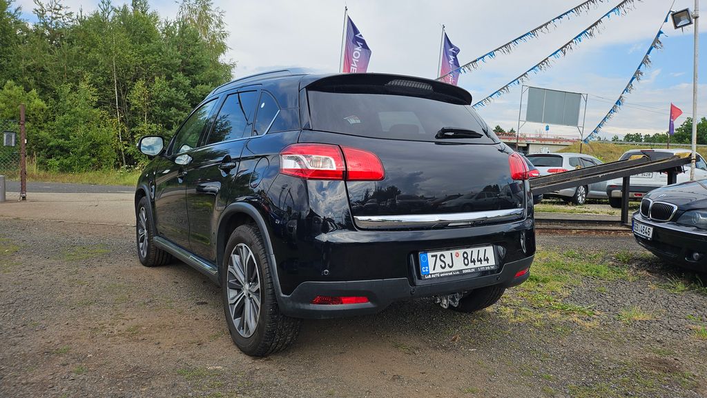 peugeot-4008-1-8-tdi - 4