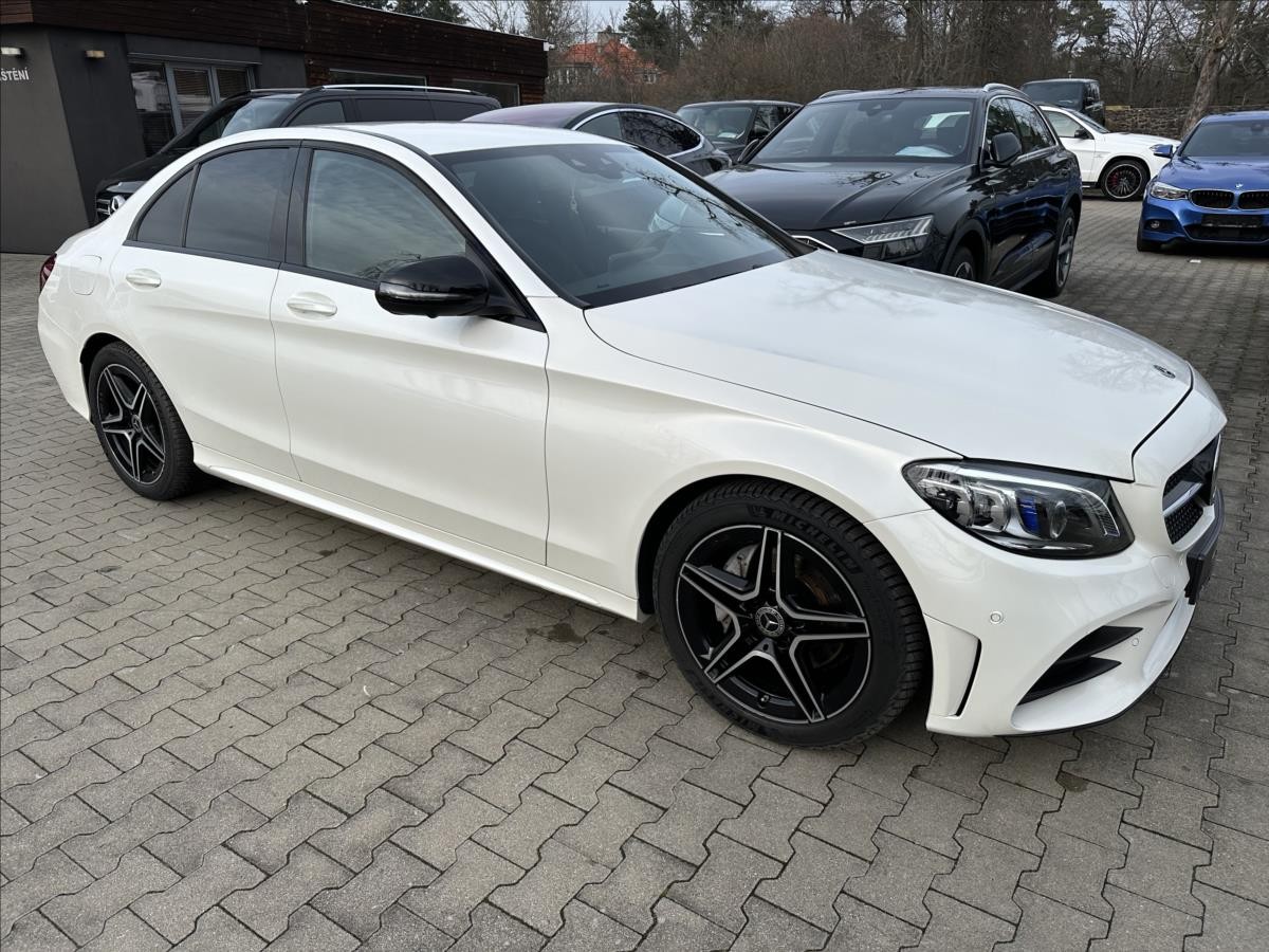 mercedes-benz-tridy-c-180-amg-multibeam - 3