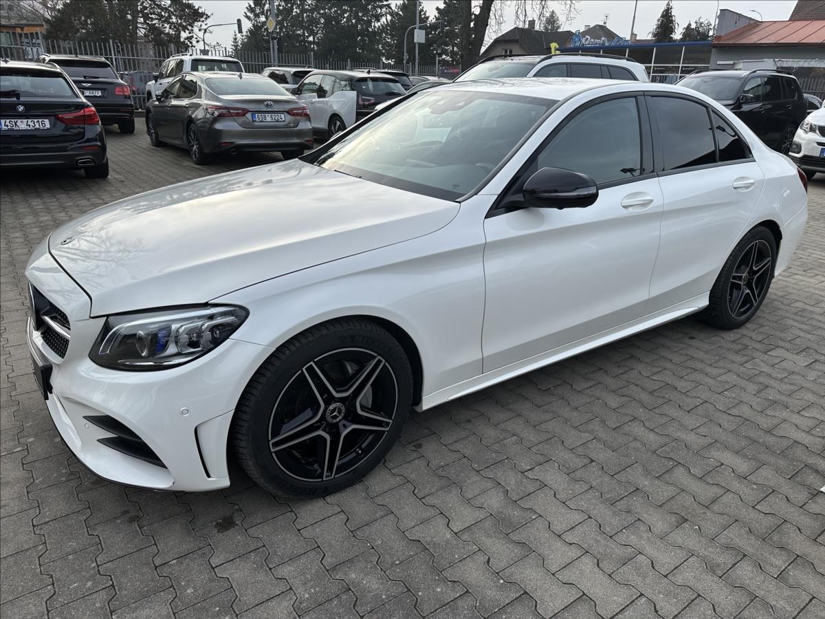 mercedes-benz-tridy-c-180-amg-multibeam - 9