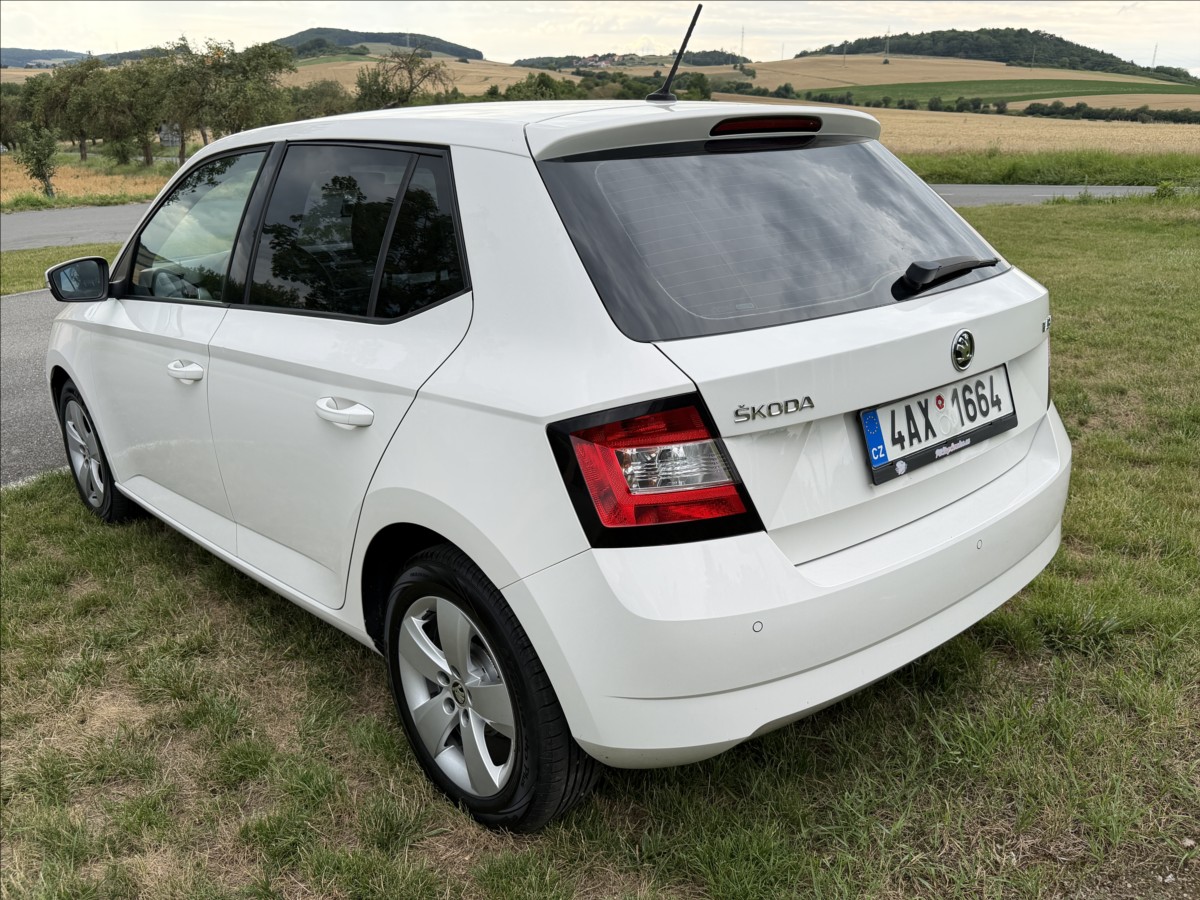 skoda-fabia-1-2-tsi-ambition-66kw - 3