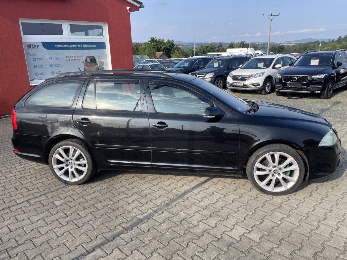 skoda-octavia-2-0-fsi-rs-147-kw-digiklima-xenony-stk-11-2027-ii - 8