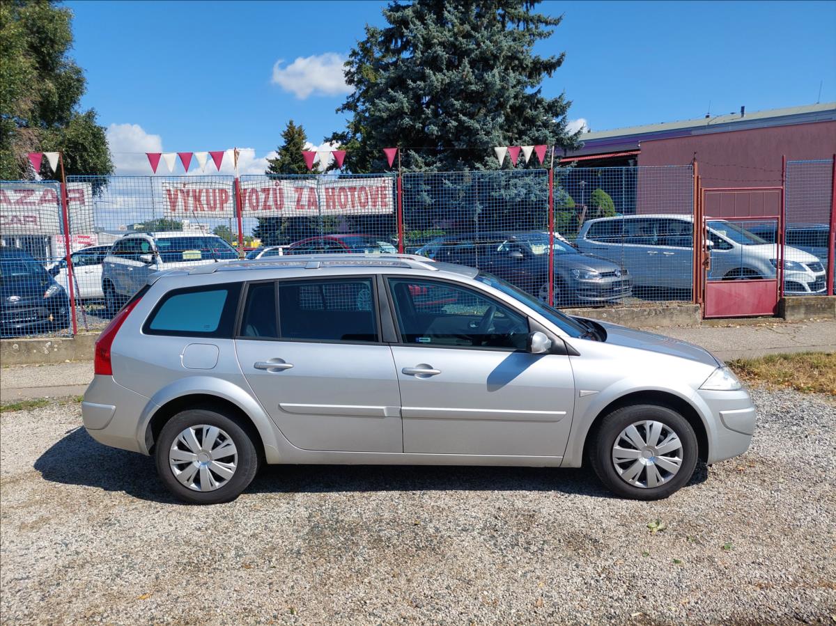 renault-megane-1-6-i-16v - 3