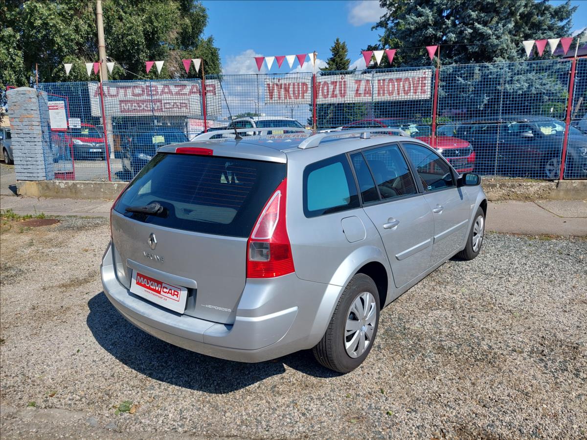 renault-megane-1-6-i-16v - 4