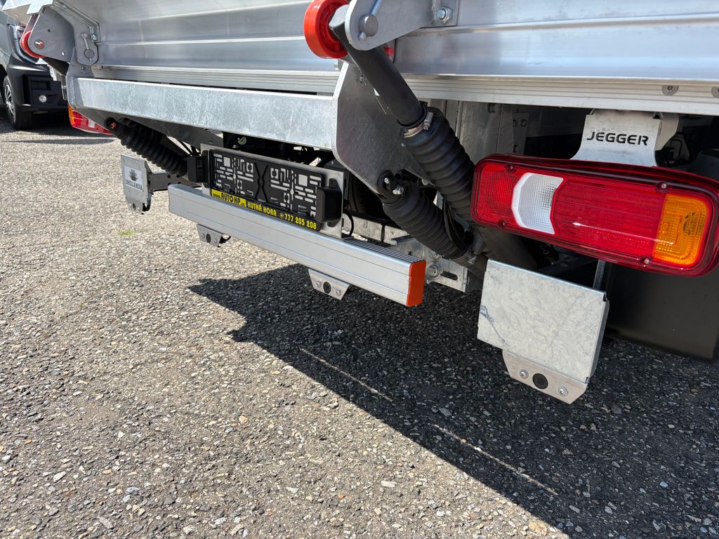 iveco-daily-3-0-aut-8ep-hyd-celo-spani - 9