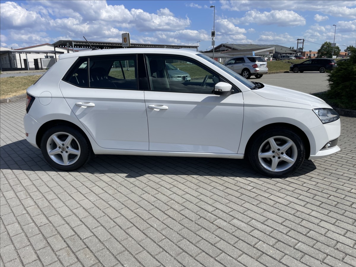 skoda-fabia-1-0-mpi-44kw-klima-esp-tazne-po-stk - 4