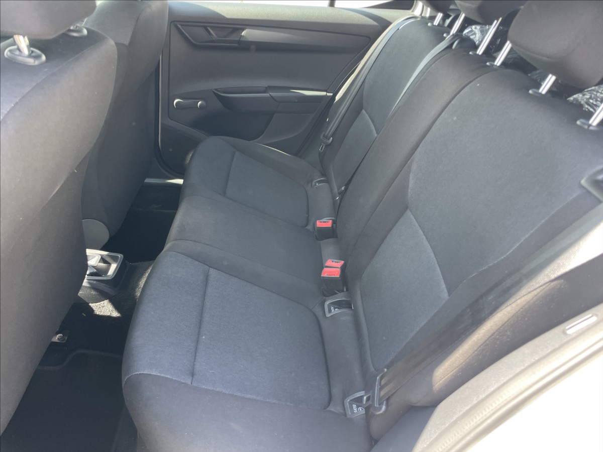 skoda-fabia-1-0-mpi-44kw-klima-esp-tazne-po-stk - 7