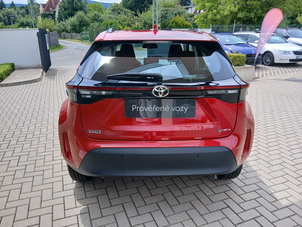 toyota-yaris-cross-1-5-hybrid-e-cvt-comfort - 4