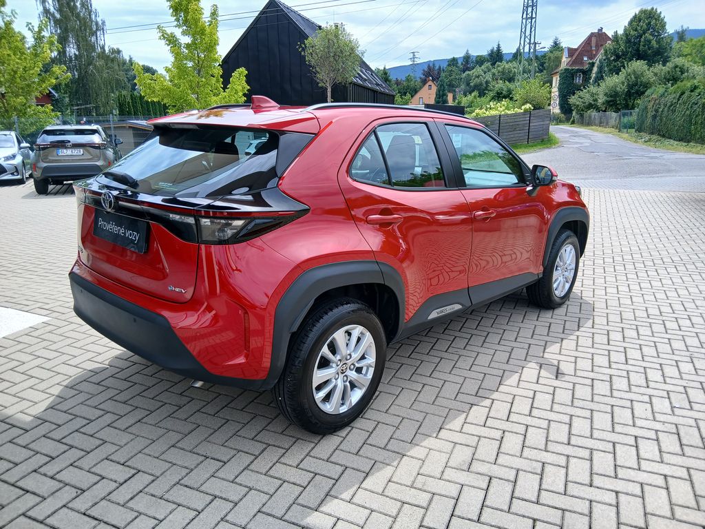toyota-yaris-cross-1-5-hybrid-e-cvt-comfort - 5