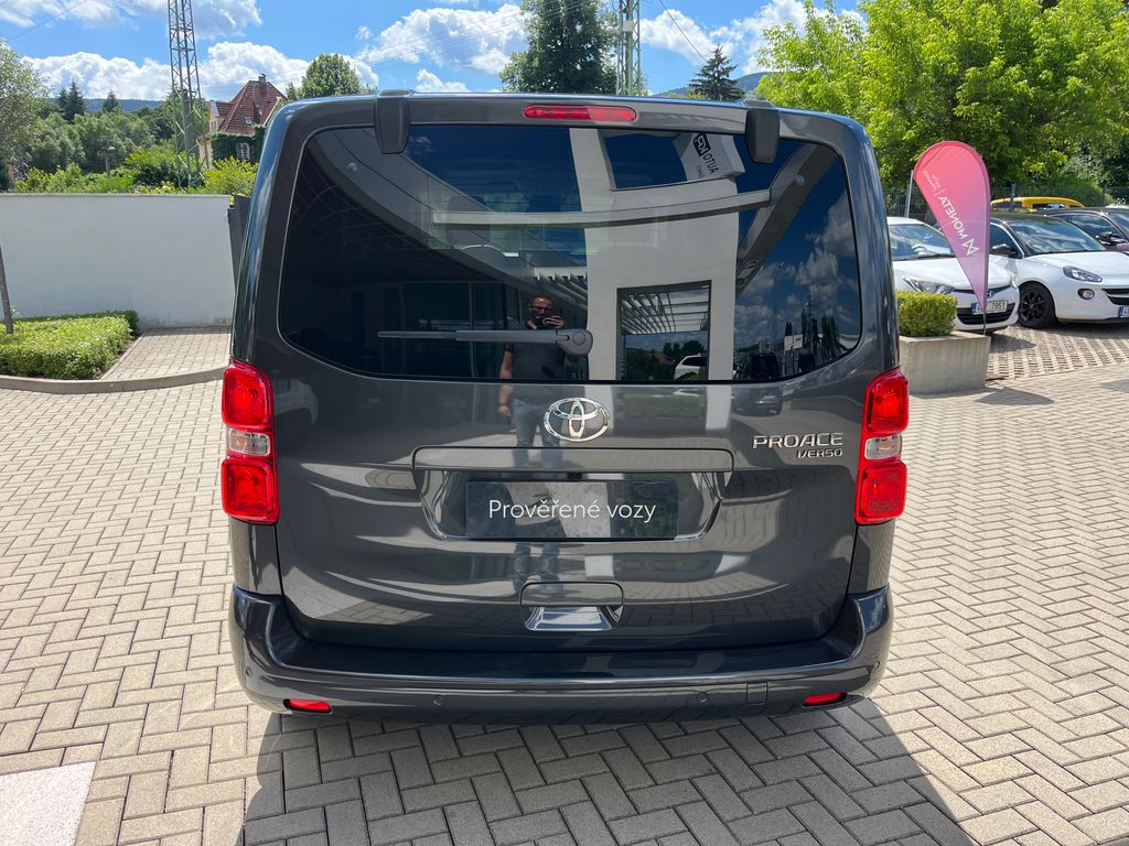 toyota-proace-verso-2-0d-144k-l1-family-webasto-8s - 4
