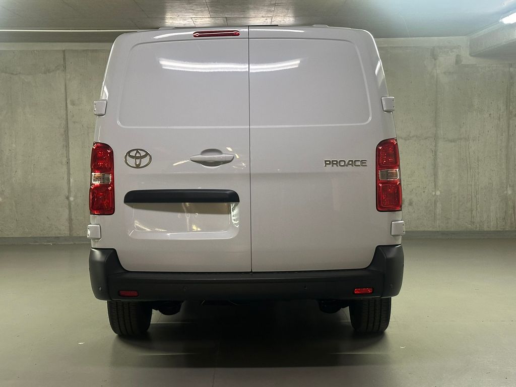 toyota-proace-2-2-d-150-k-l2-active-multimedia-navi - 5