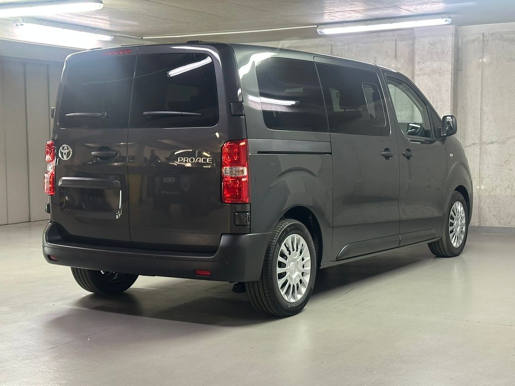 toyota-proace-verso-2-2-d-150-k-l1-combi - 3