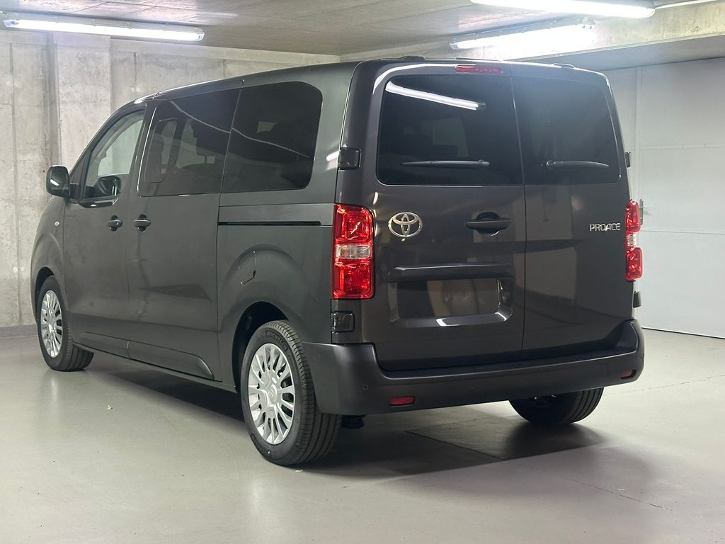 toyota-proace-verso-2-2-d-150-k-l1-combi - 5