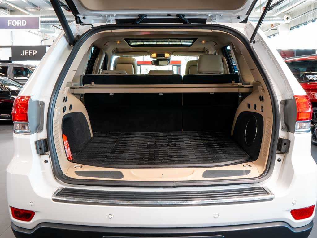 jeep-grand-cherokee-3-6-v6-limited-4x4 - 4