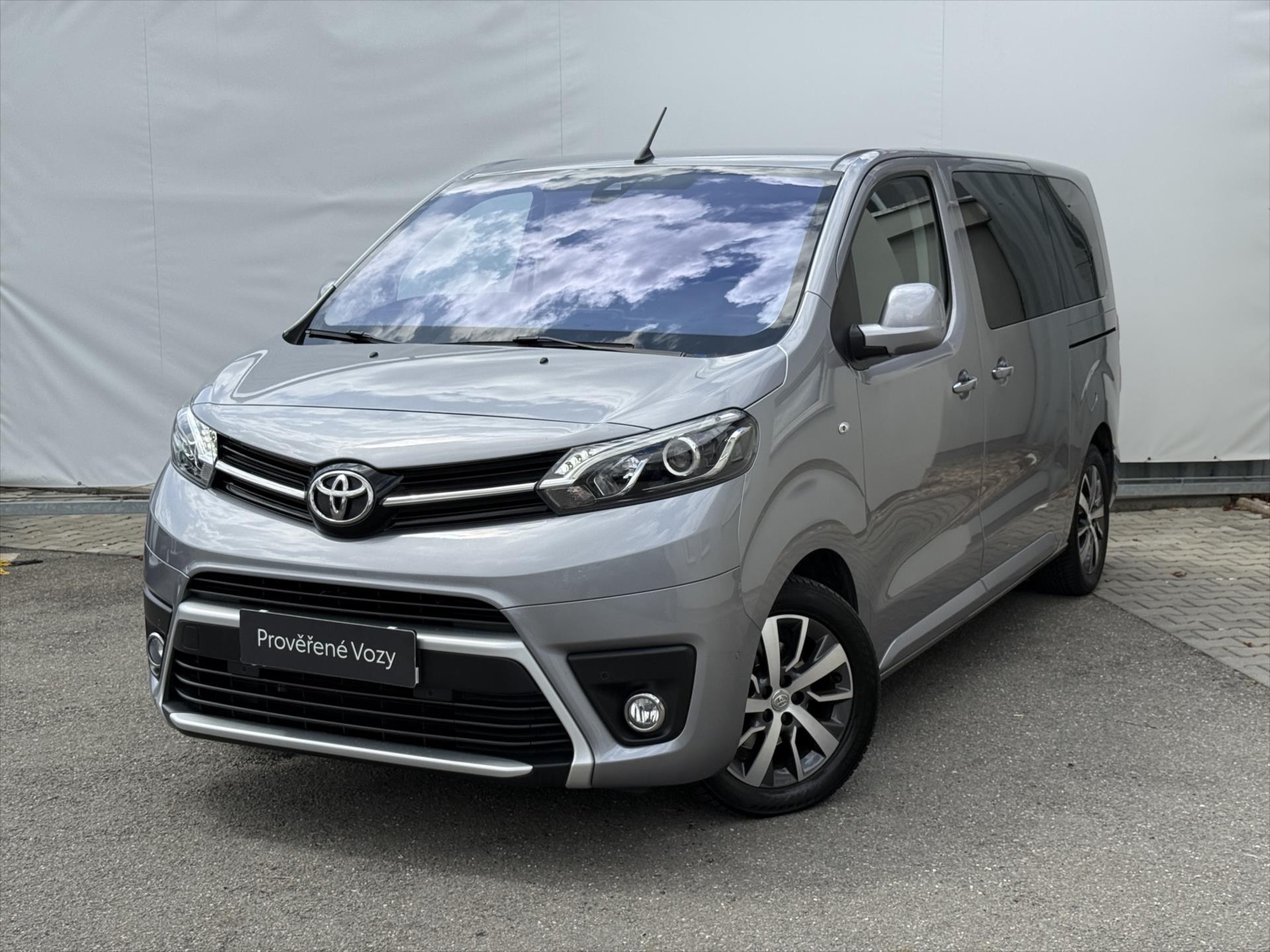 Toyota ProAce Verso 2,0 FAMILY L1 COMFORTNAVI