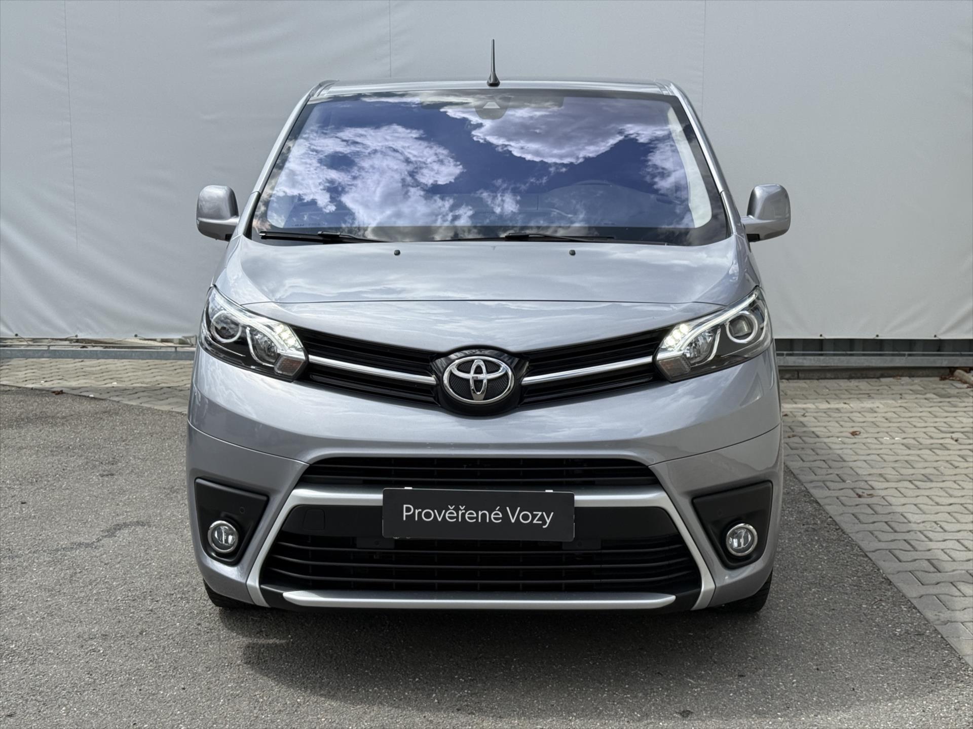 toyota-proace-verso-2-0-family-l1-comfortnavi - 1