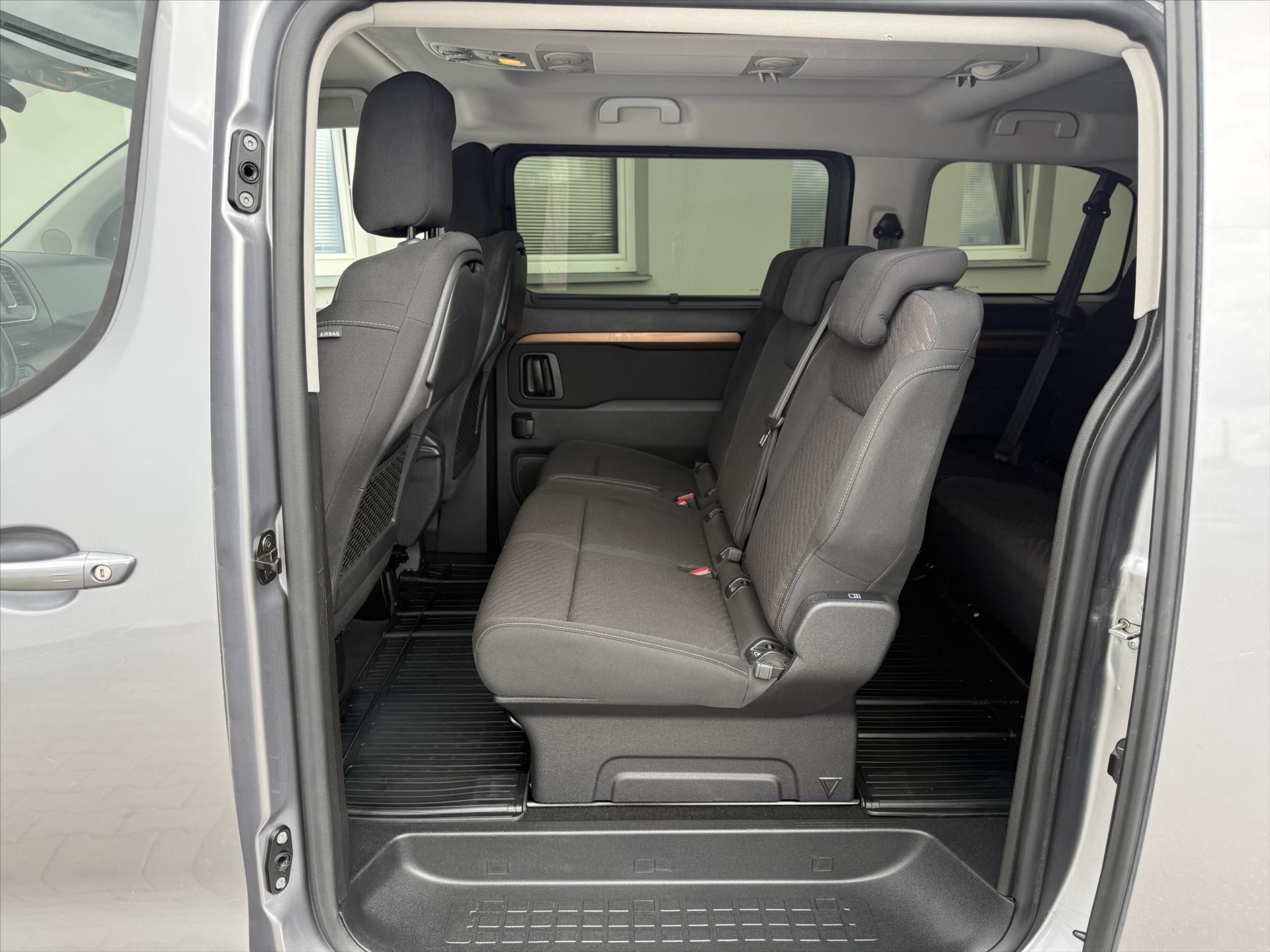 toyota-proace-verso-2-0-family-l1-comfortnavi - 8