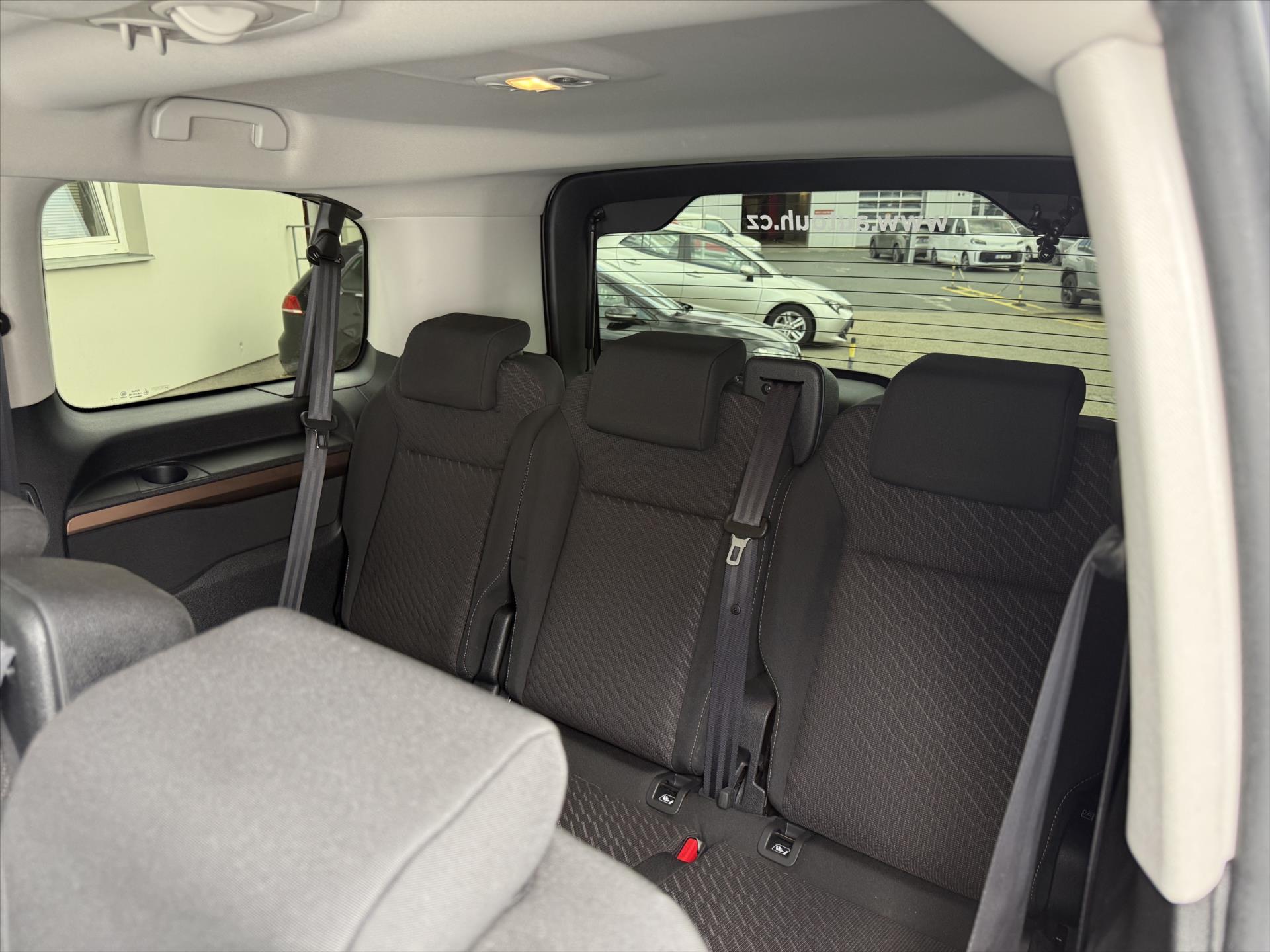 toyota-proace-verso-2-0-family-l1-comfortnavi - 9