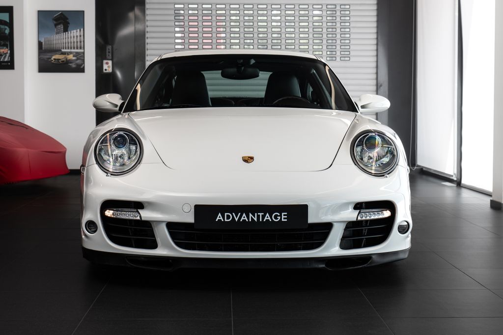 porsche-911-997-1-turbo-bose-vyhrivana-sedadla - 1