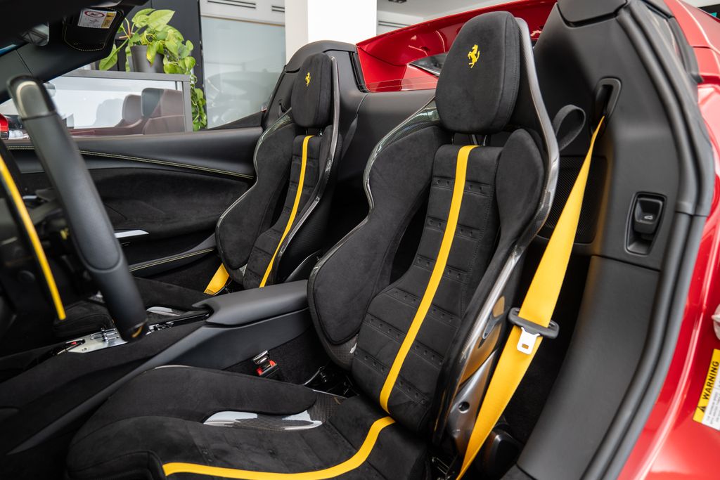 ferrari-spider-360-jbl-carplay - 7