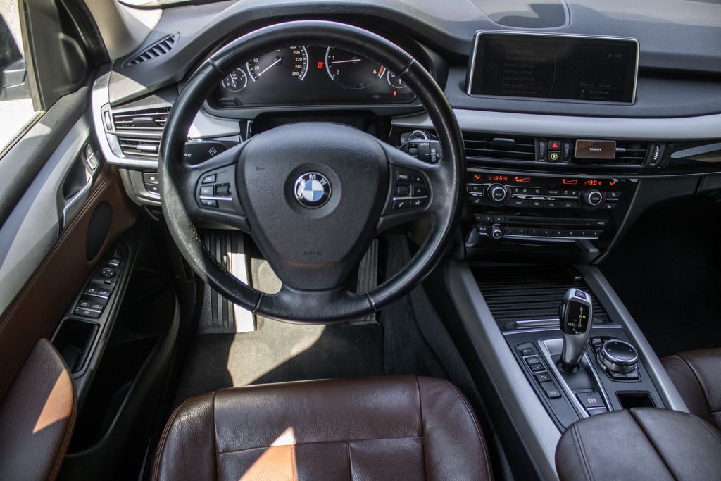 bmw-x5-xdrive-30d - 9