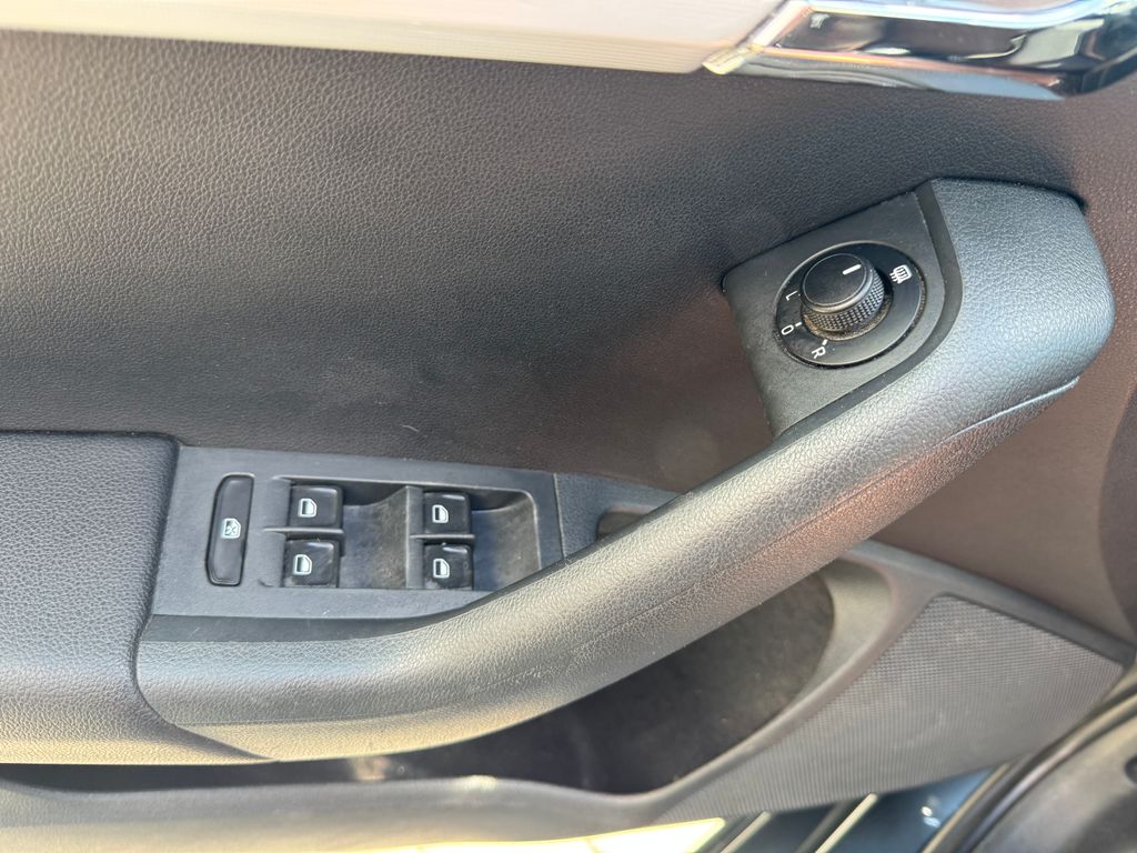 skoda-octavia-combi-2-0-tdi-ambition - 6
