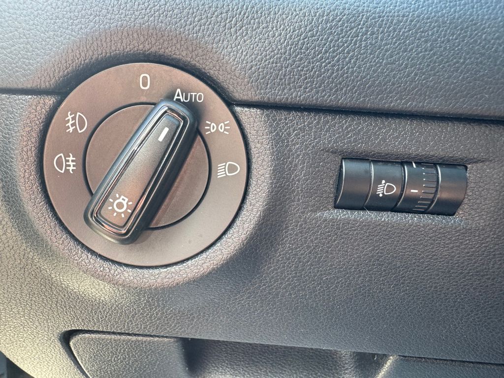 skoda-octavia-combi-2-0-tdi-ambition - 7