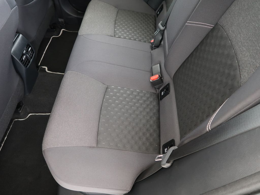 toyota-corolla-1-8-hybrid-e-cvt-comfort-cz-1maj - 9