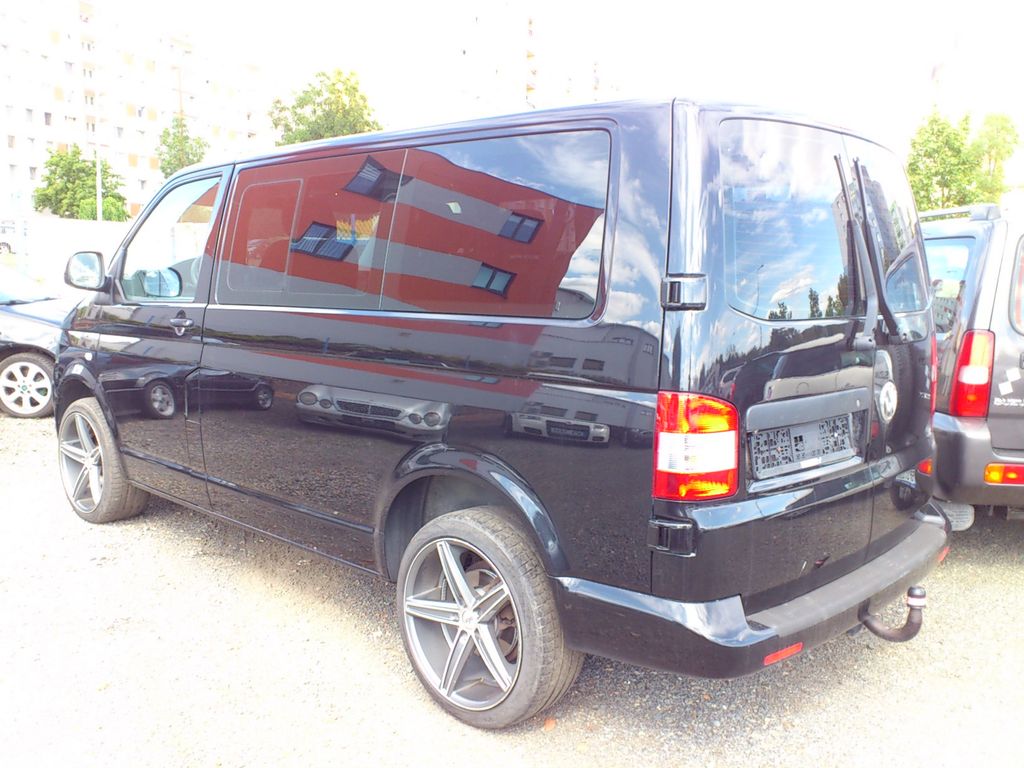 volkswagen-transporter-2-0-tdi-103-kw - 2