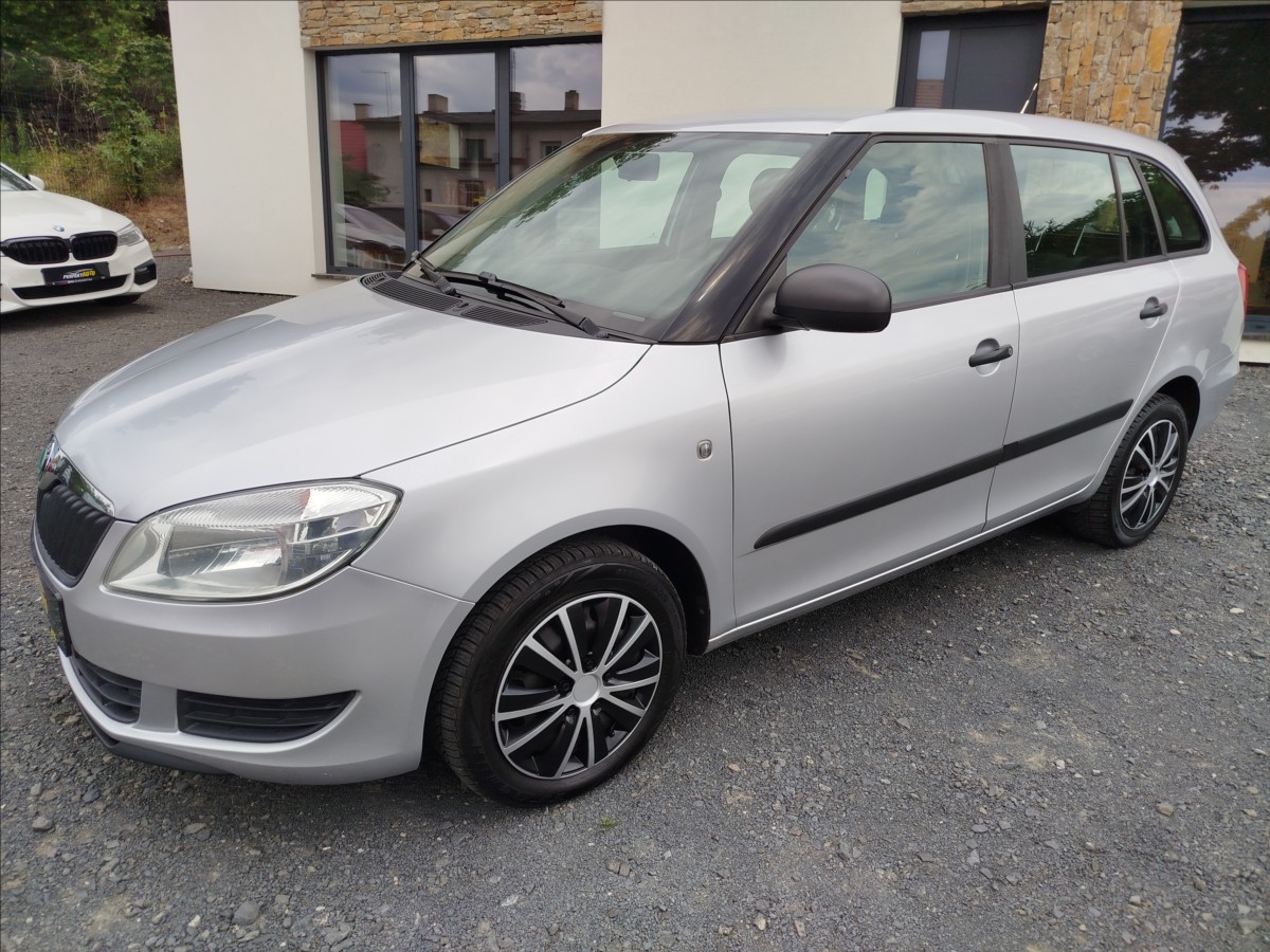 skoda-fabia-1-6-tdi-66-kw-klima-esp - 1