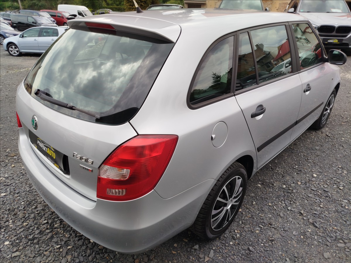 skoda-fabia-1-6-tdi-66-kw-klima-esp - 5