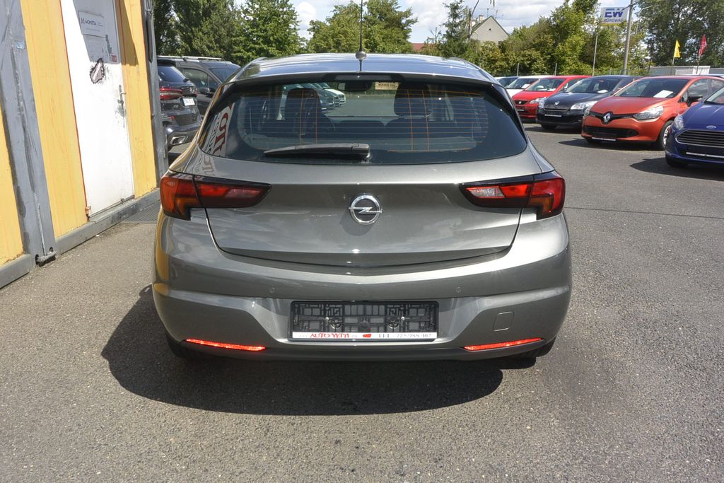opel-astra-1-2i-96kw - 5