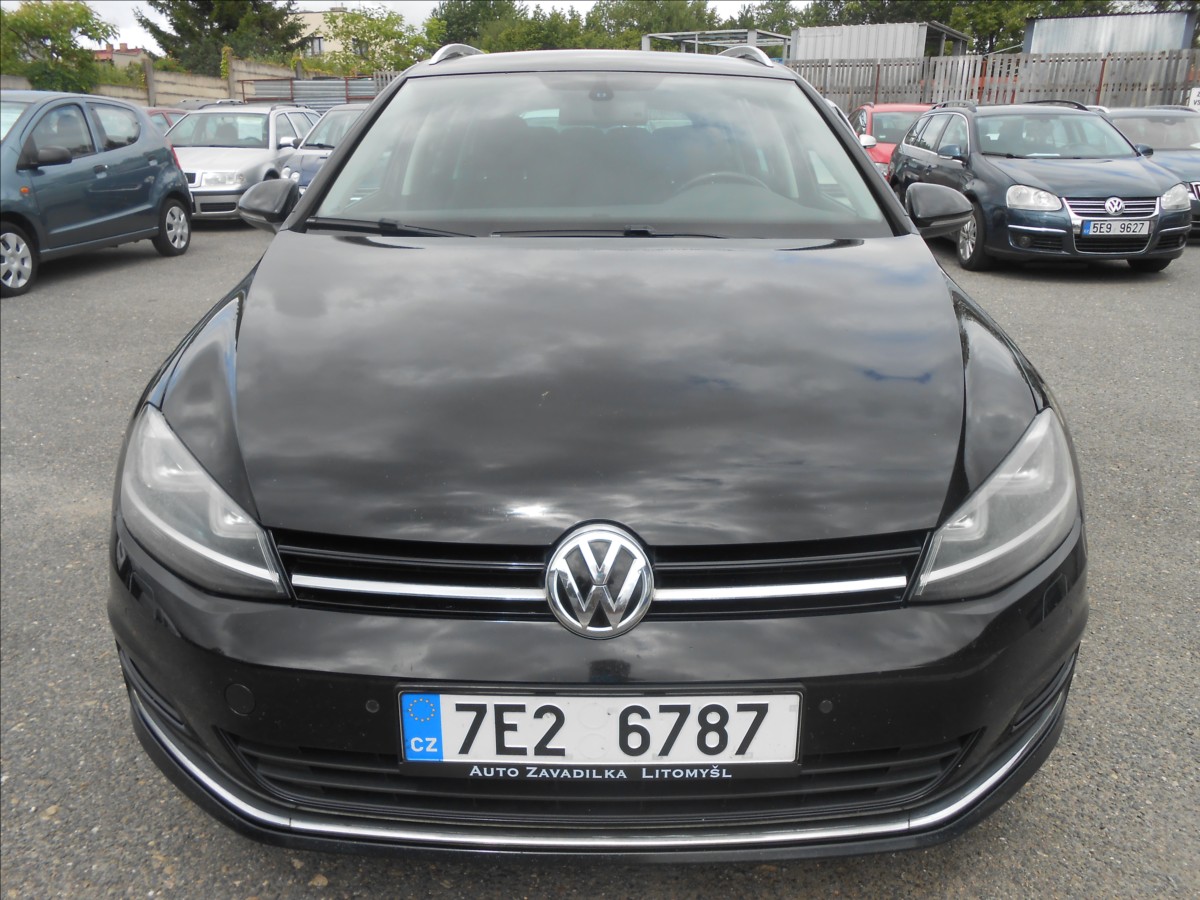 volkswagen-golf-2-0-tdi-110kw-highline - 1