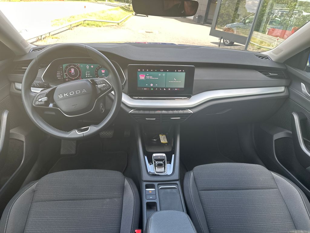 skoda-octavia-2-0tdi-110kw-dsg-servis-zaruka - 2
