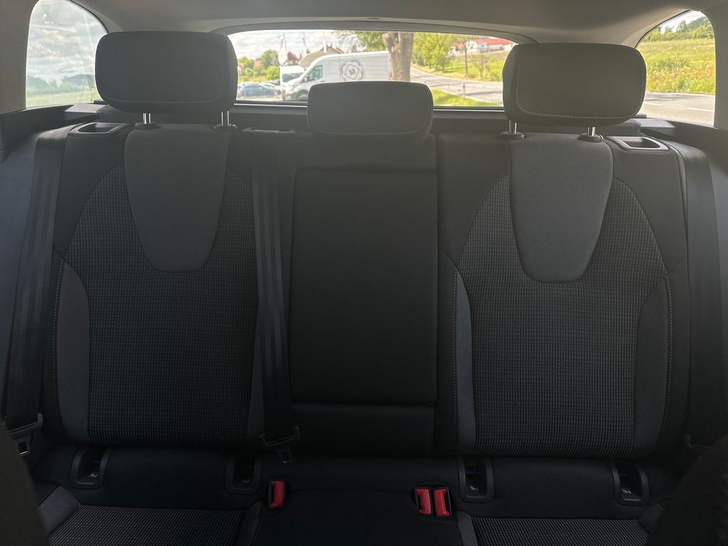 skoda-octavia-2-0tdi-110kw-dsg-servis-zaruka - 6